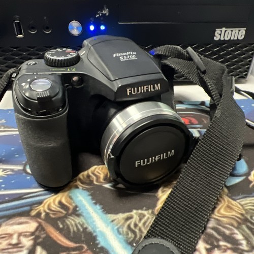 Fujifilm finepix s5700 bridge - finepix,
