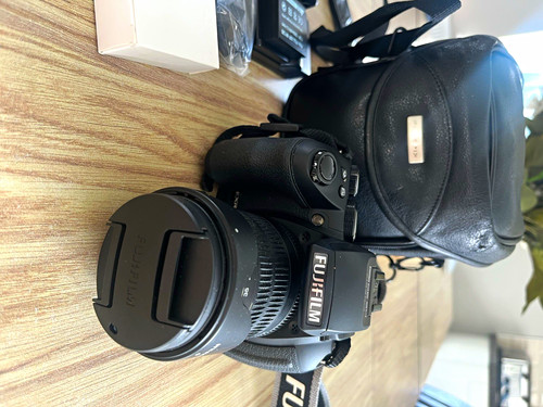 Fujifilm finepix hs30exr - fujifilm,
