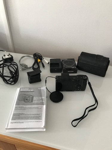Ricoh gx200 digital camera - ricoh,