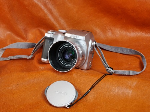 4300 fujifilm finepix s304 - fujifilm,